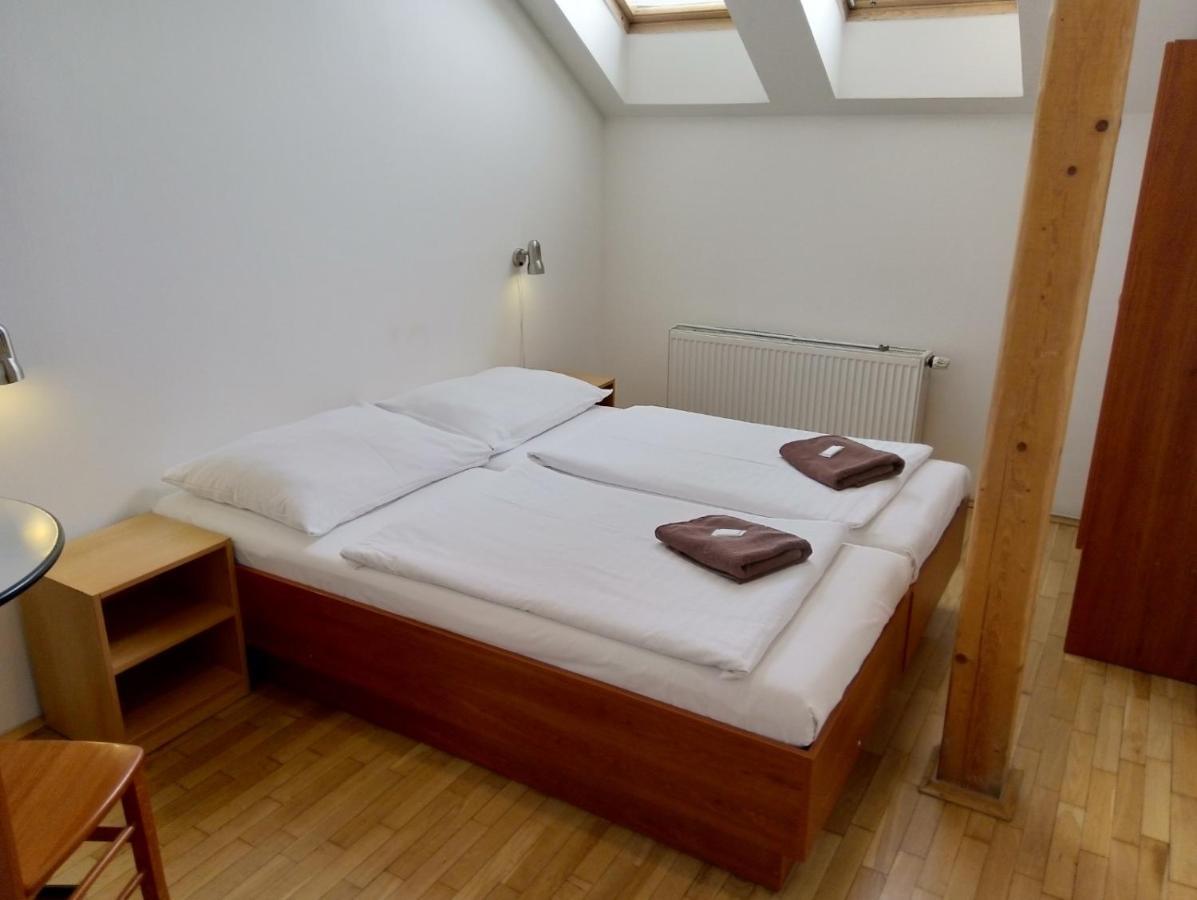 Beta Pension Praga Exterior foto