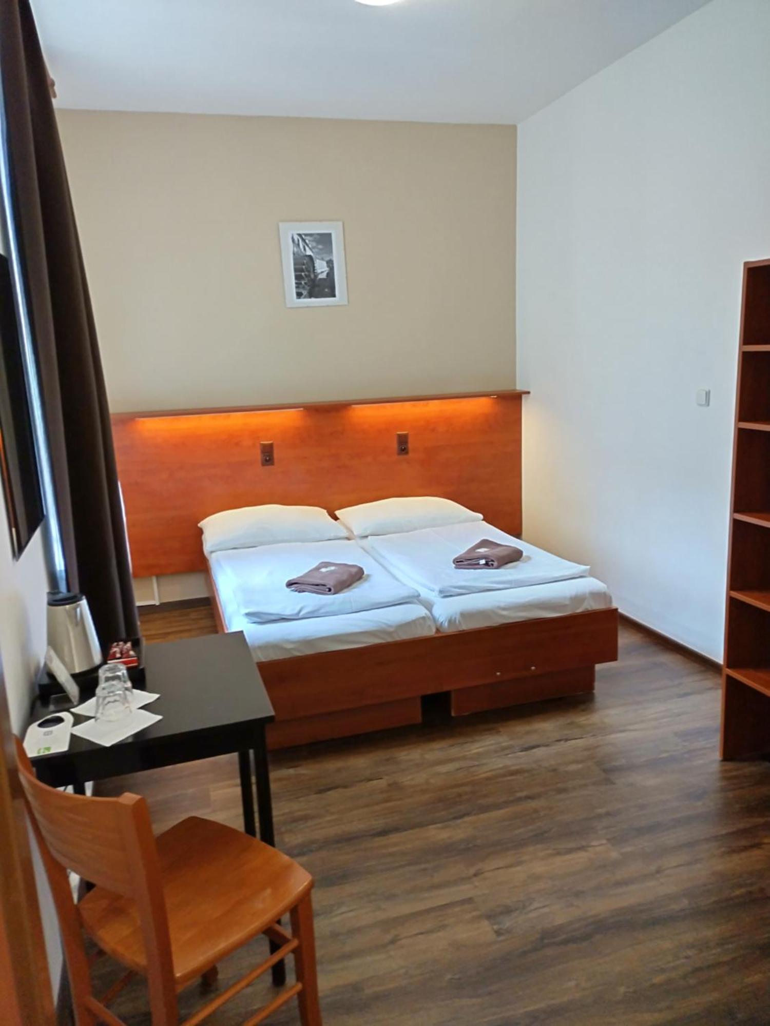 Beta Pension Praga Exterior foto